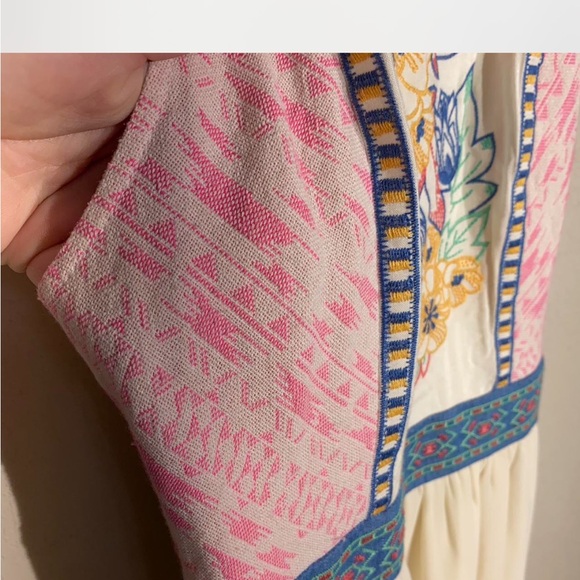 White Flying Tomato floral embroidered maxi dress - Picture 14 of 14